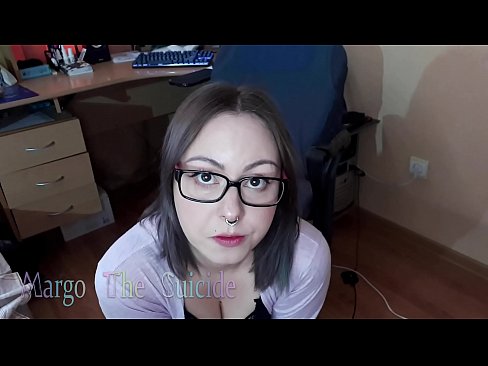❤️ Noia sexy amb ulleres xucla un consolador profundament davant la càmera ️❌ Vídeo sexual al ca.com-full-porner.ru ❌️❤